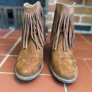 Mossimo Fringe Bootie Size 9